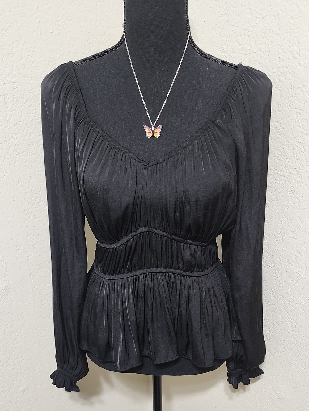 Nine West Black Satin Long Sleeve Sweetheart Peplum Blouse Sz S